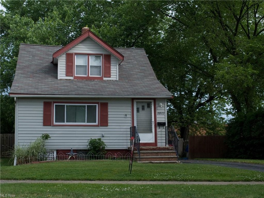 28923 Alton Rd, Wickliffe, OH 44092 - photo 1