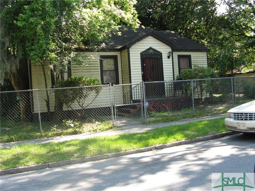 Front of home facing 36th