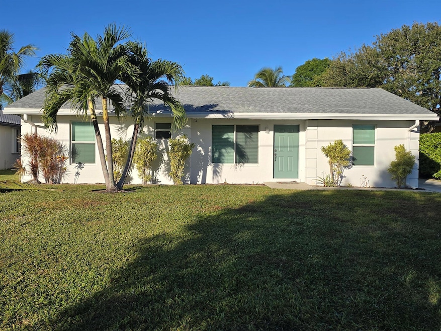 18942 SE Hillcrest Dr, Jupiter, FL 33469 - photo 1