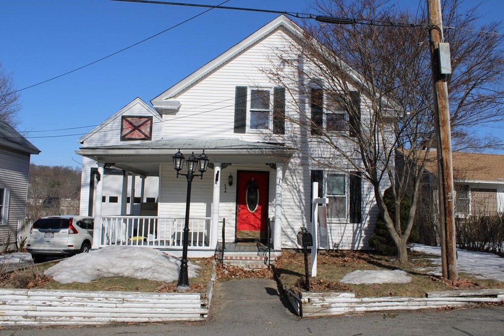 694 E Merrimack St, Lowell, MA 01852 - photo 1