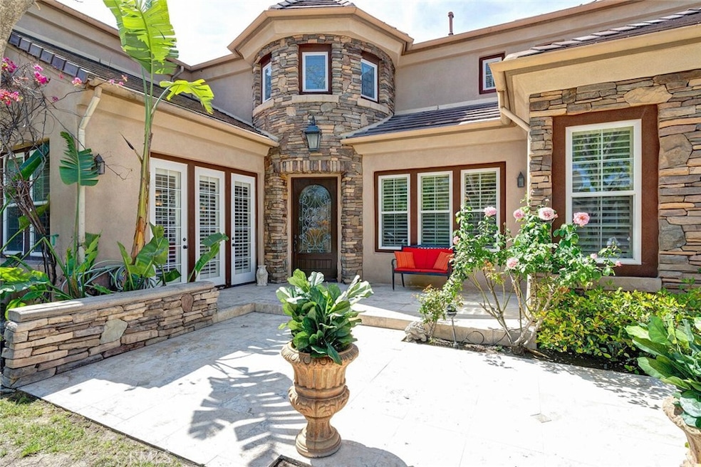 28 Malibu, Irvine, CA 92602 - photo 1