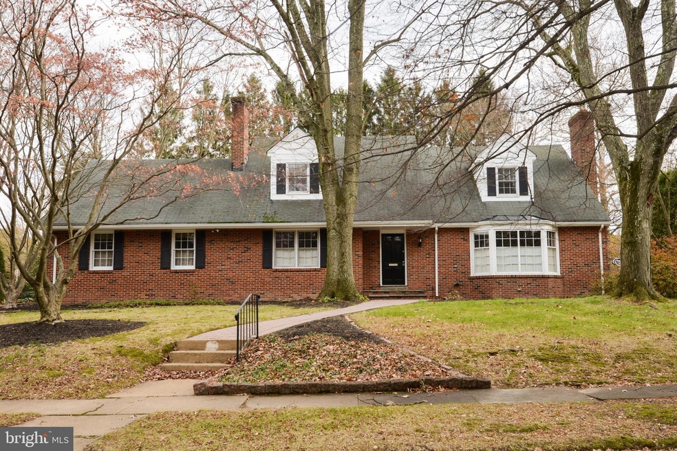 614 Berwick Rd, Wilmington, DE 19803 - photo 1