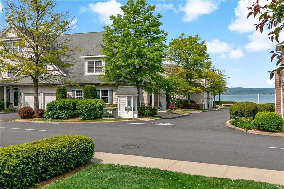 1800 Half Moon Bay Dr, Croton-On-hudson, NY 10520 - photo 1