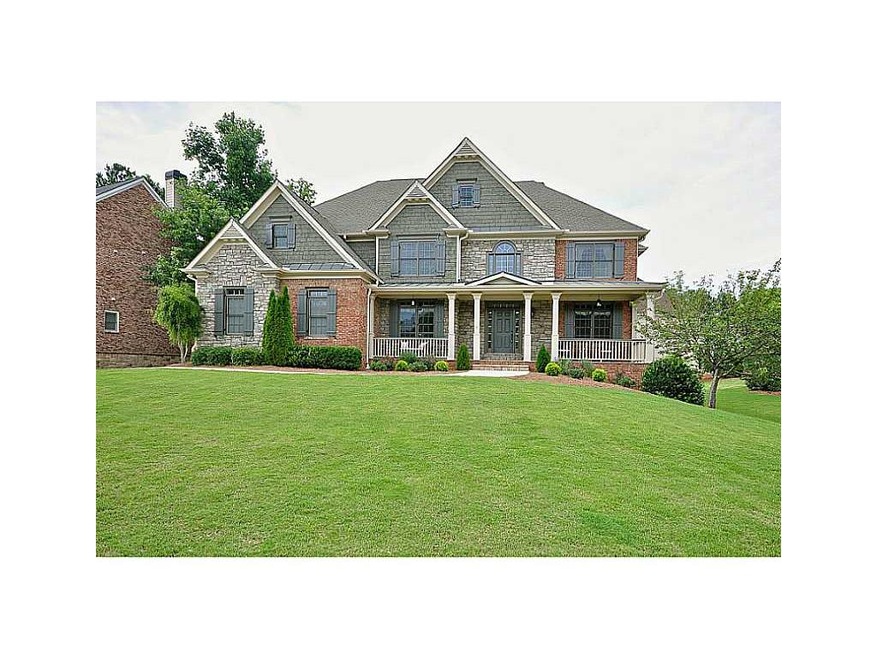 Exterior Front. Sellers loss is your gain - $570,0