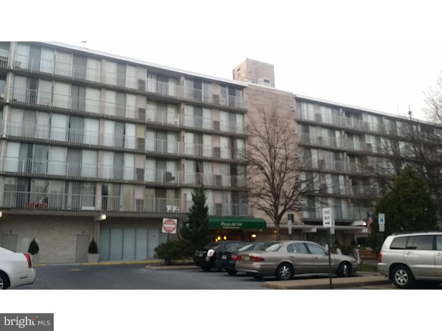 611 Playa Del Sol, Cherry Hill, NJ 08002 - photo 1