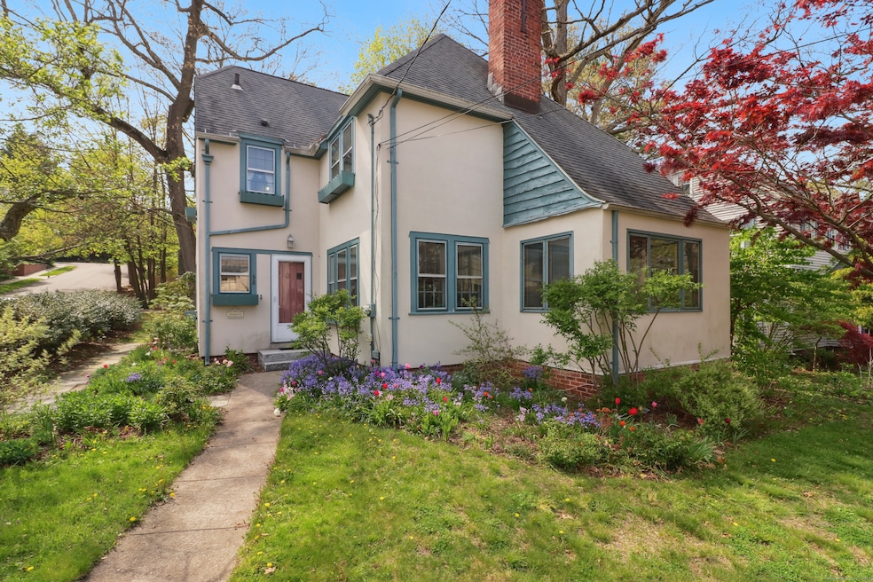 58 Hall St, Hamden, CT 06517 - photo 1