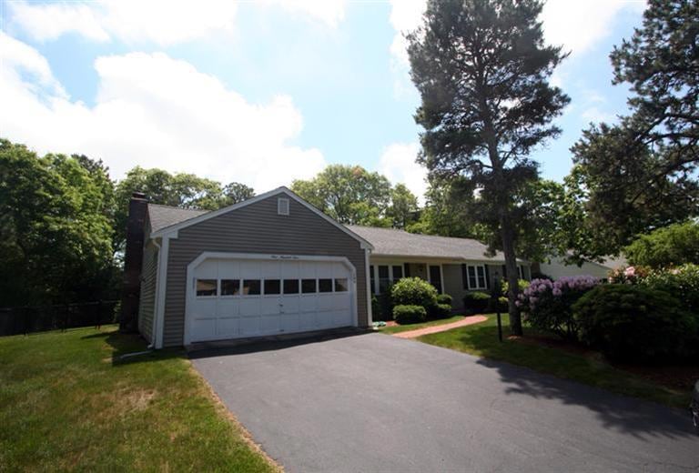 104 Ansel Howland Rd, Centerville, MA 02632 - photo 1