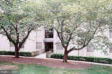 2505 Baltimore Rd unit 5, Rockville, MD 20853 - photo 1