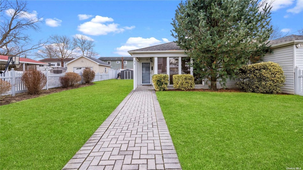 415 Canandaigua Ave, West Hempstead, NY 11552 - photo 1