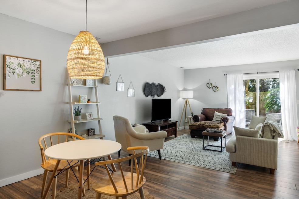 262 Stefan Dr unit 10F, Charleston, SC 29412 - photo 1