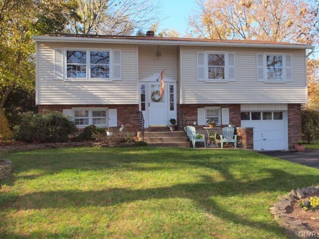 155 Jonathan Dr, Easton, PA 18045 - photo 1