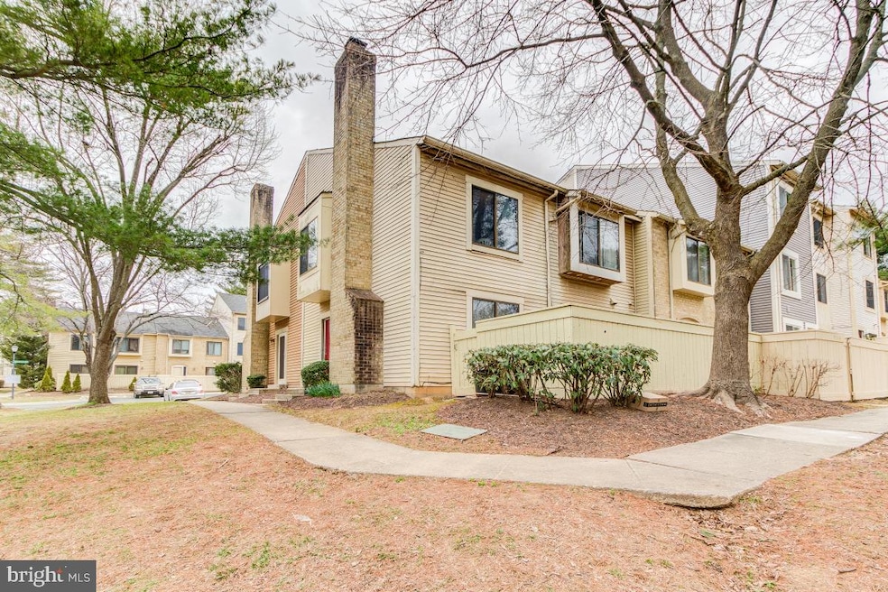 9312 Jarrett Ct, Montgomery Village, MD 20886 - photo 1