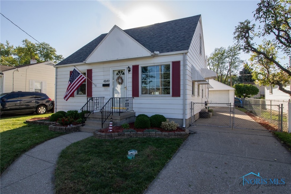 4849 298th St, Toledo, OH 43611 - photo 1