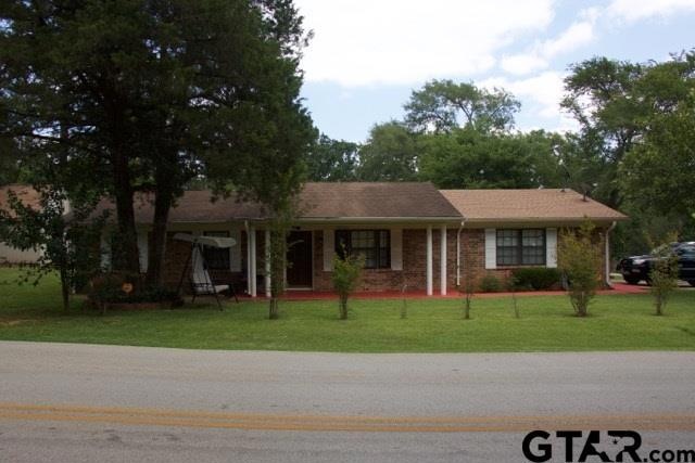 10613 Creek Bend Dr, Tyler, TX 75707 - photo 1