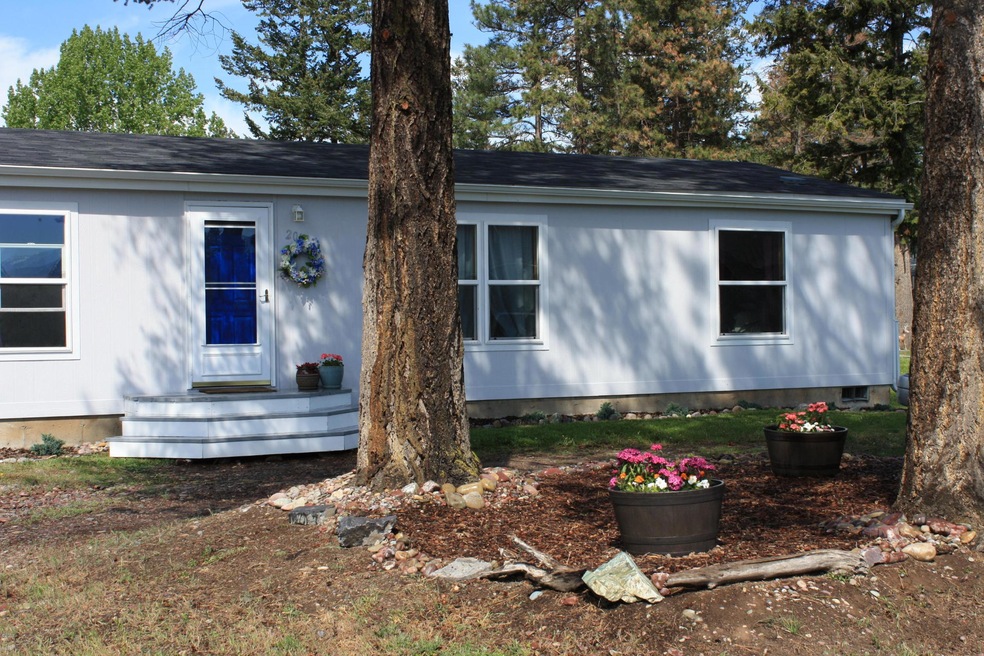 2018 Harmony Ct, Kalispell, MT 59901 - photo 1