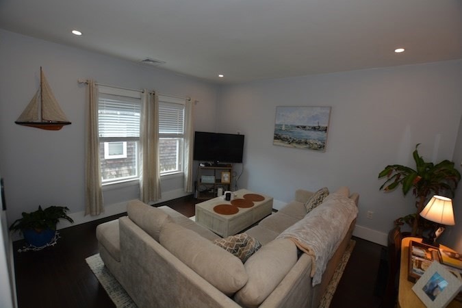 125 Pleasant St unit 3, Winthrop, MA 02152 - photo 1