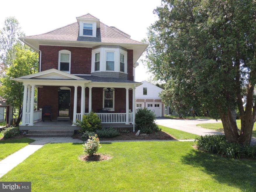 9 Rossiter Ave, Phoenixville, PA 19460 - photo 1