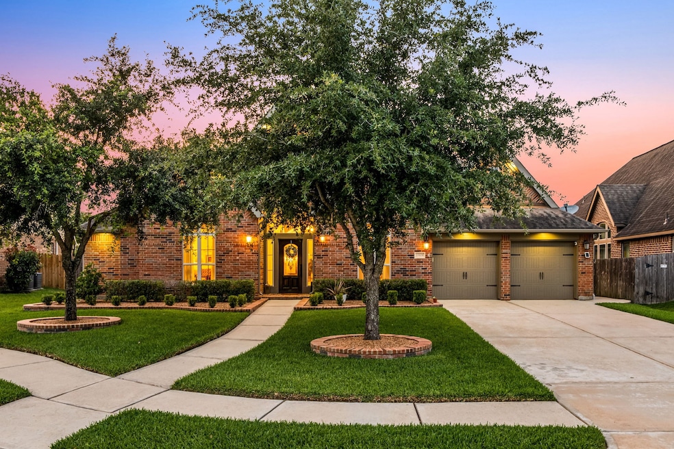 Welcome home to 13909 Morgan Bay Drive located on