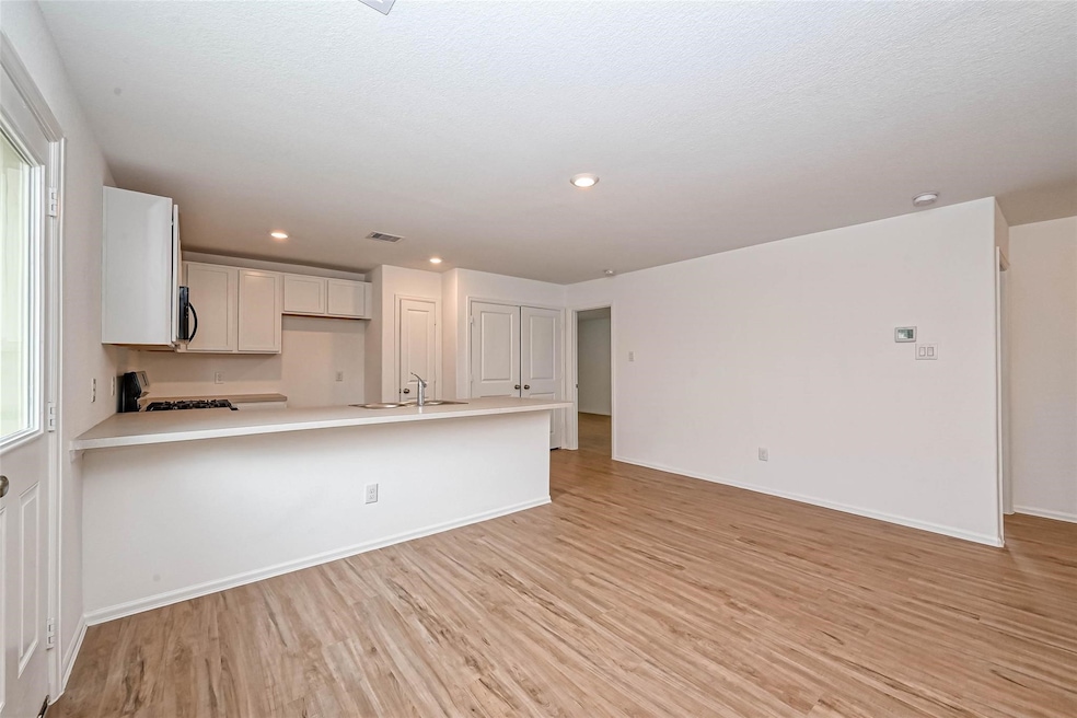 For Rent $2,000/month