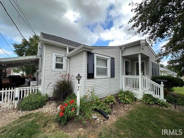 205 NW 1st St, Washington, IN 47501 - photo 1