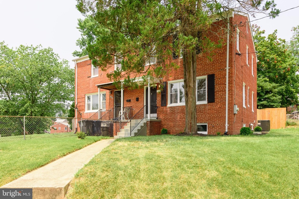 4129 Atmore Place, Temple Hills, MD 20748 - photo 1