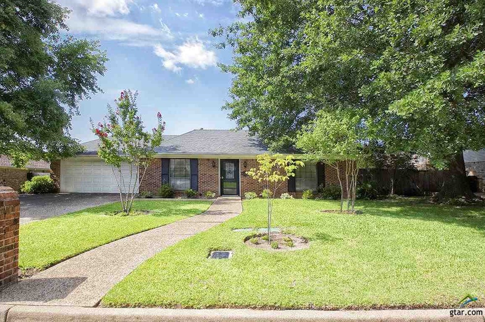 607 Becky Dr, Tyler, TX 75703 - photo 1