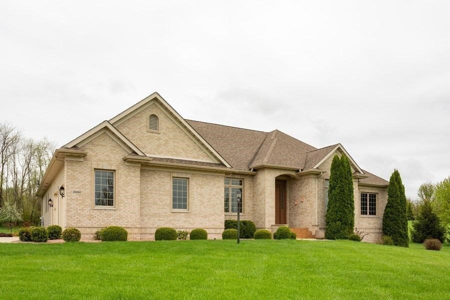 10105 N Beverly Ln, La Porte, IN 46350 - photo 1