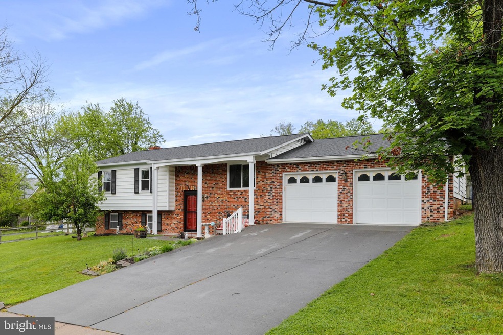 18 Fairview Ave, Front Royal, VA 22630 - photo 1