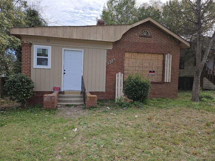 View of front of home with a front yard
