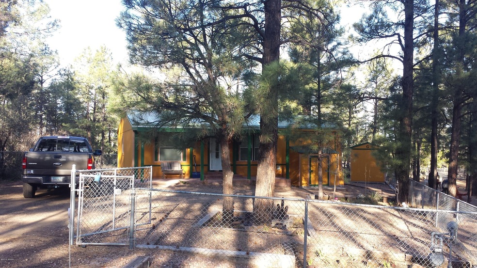 1710 Beaman Cir, Show Low, AZ 85901 - photo 1