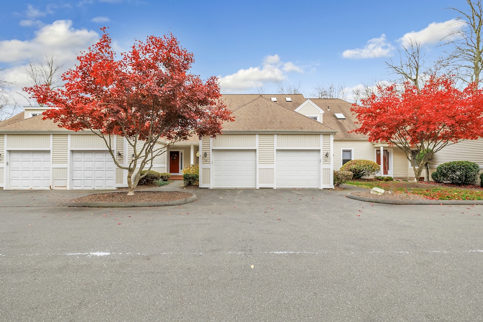 Under Contract $469,900