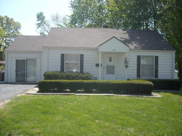 Welcoming ranch home with no maintenance siding an