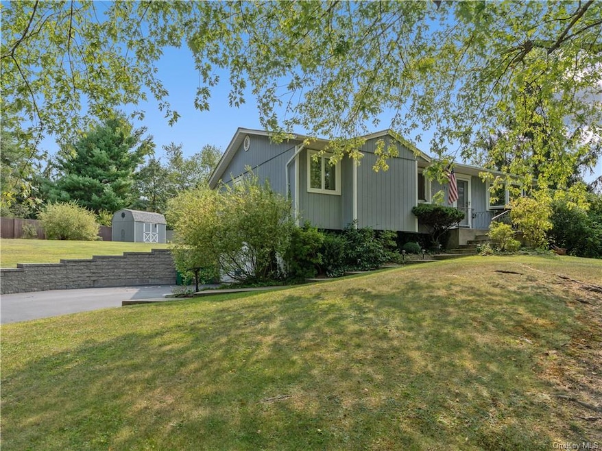 93 Watch Hill Dr, Fishkill, NY 12524 - photo 1