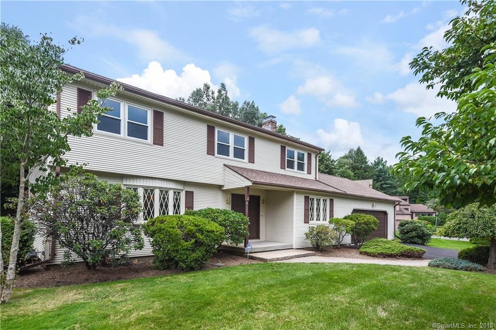 27 Hatheway Dr, West Hartford, CT 06107 - photo 1