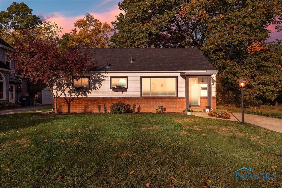 Exterior Twilight Photo