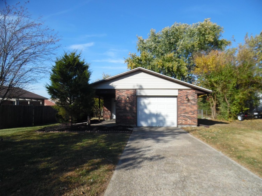 6343 Sandric Ln, Liberty Township, OH 45044 - photo 1