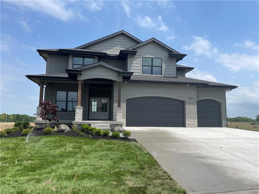 18605 Howe Dr, Overland Park, KS 66085 - photo 1