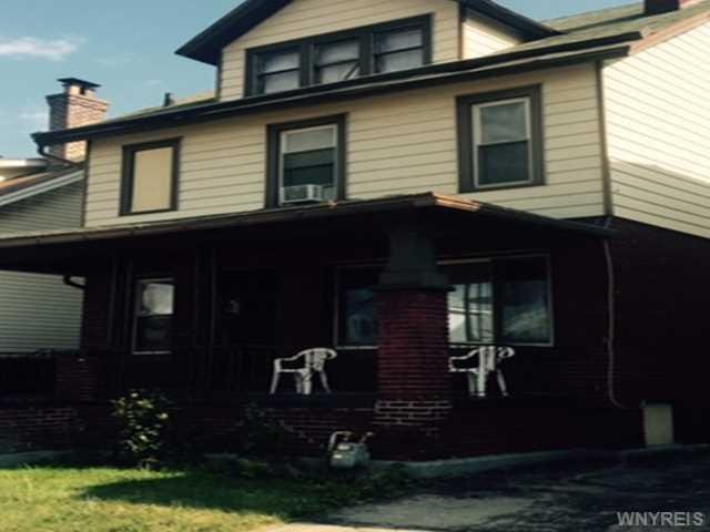 Exterior Front Carefree Exterior Brick and Vinyl w