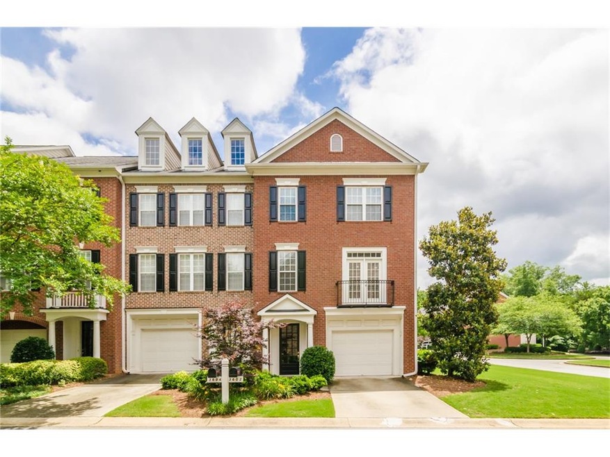 Beautiful Traditional End Unit in Highly Sought Af