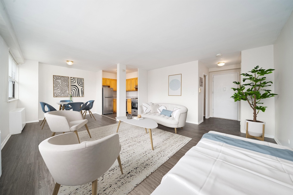 The Kennedy House unit 4H, Bayonne, NJ 07002 - photo 1