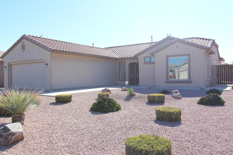 3049 E Hazeltine Way
