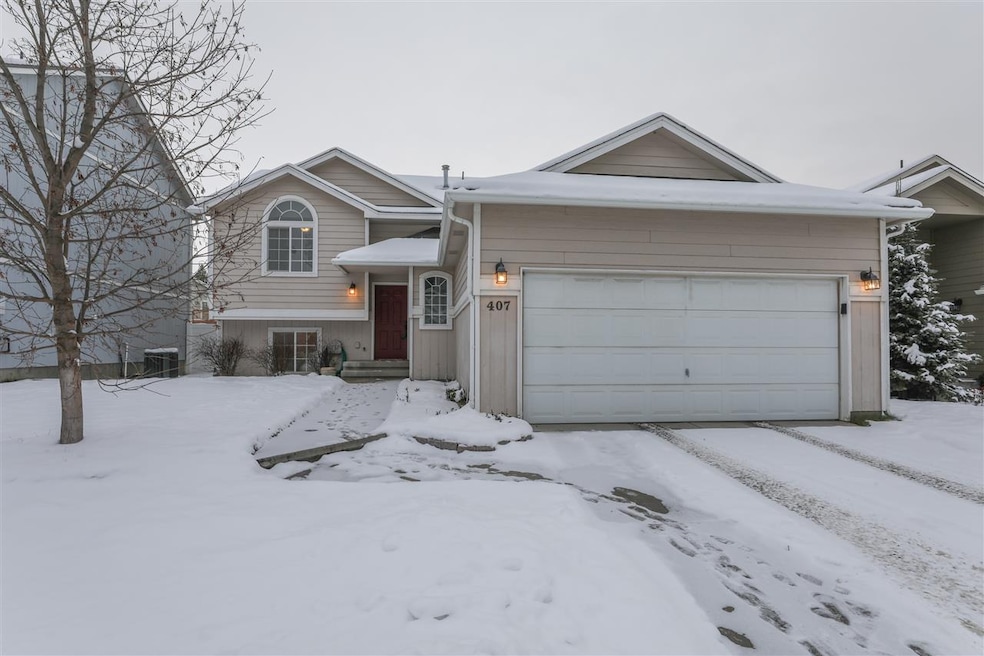 407 E Blackhawk Dr, Spokane, WA 99208 - photo 1