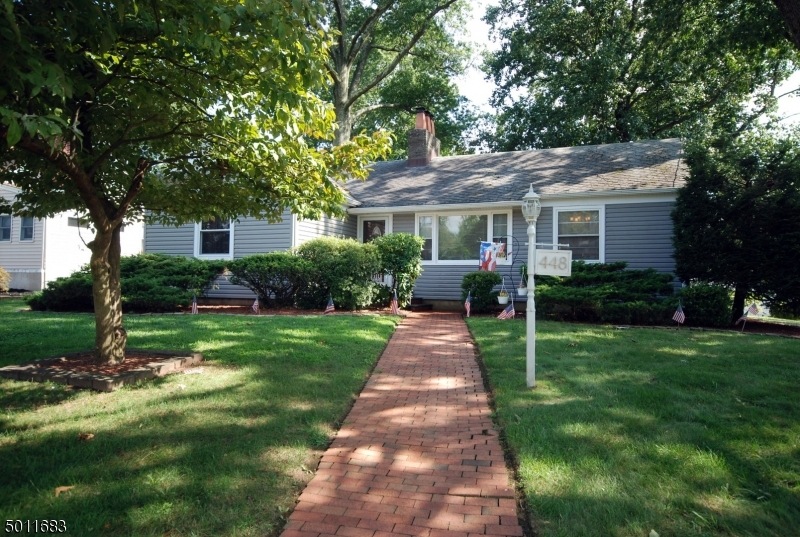 448 Runyon Ave, Middlesex, NJ 08846 - photo 1