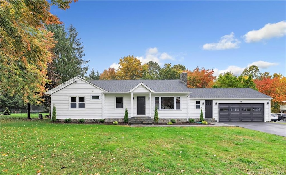 141 Ridgeview Ave, Trumbull, CT 06611 - photo 1