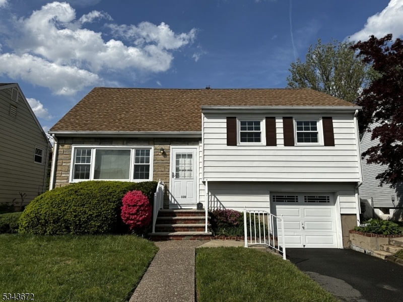 131 Beverly Rd, Bloomfield, NJ 07003 - photo 1