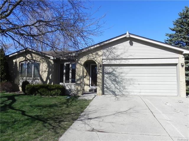 Clean & attractive extra spacious 3 bedroom, 1.5 b