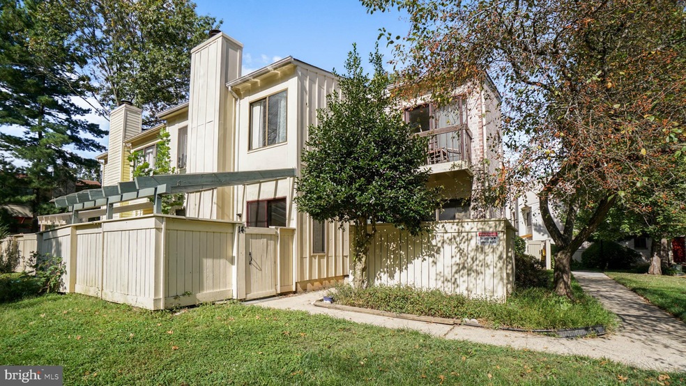 14 Lea Pond Ct, Montgomery Village, MD 20886 - photo 1