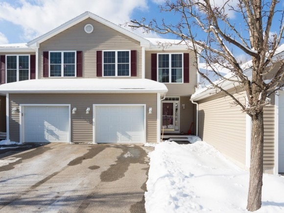 72 Pear Tree Ln, Newmarket, NH 03857 - photo 1