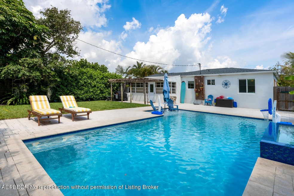 366 Maddock St West Palm Beach-large-012