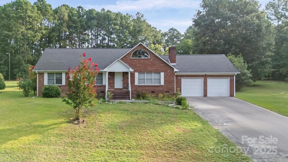 Pending $230,000 • Co-Listing Agent